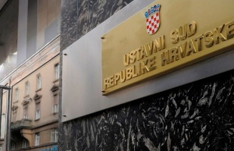 Ustavni Sud I Zakon O Pravu Na Poba aj Pitat e Se enska Mre a Ali I Ustavni Sud I Zakon O Pravu Na Poba aj Pitat e Se enska Mre a Ali I